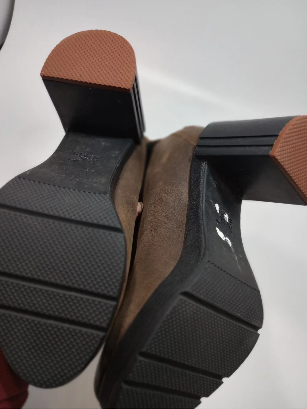 SOREL Chelsea Boot Chunky Block Heal Burro Brown Ankle Boots 6.5